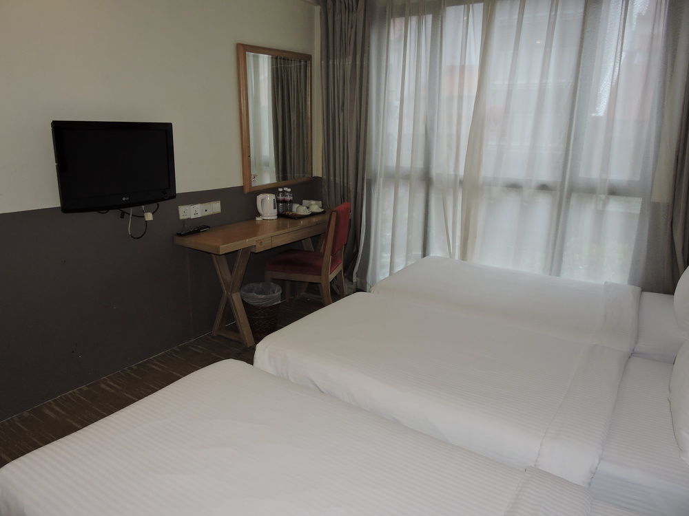 Holiday Inn Express Singapore Serangoon By Ihg Exterior foto